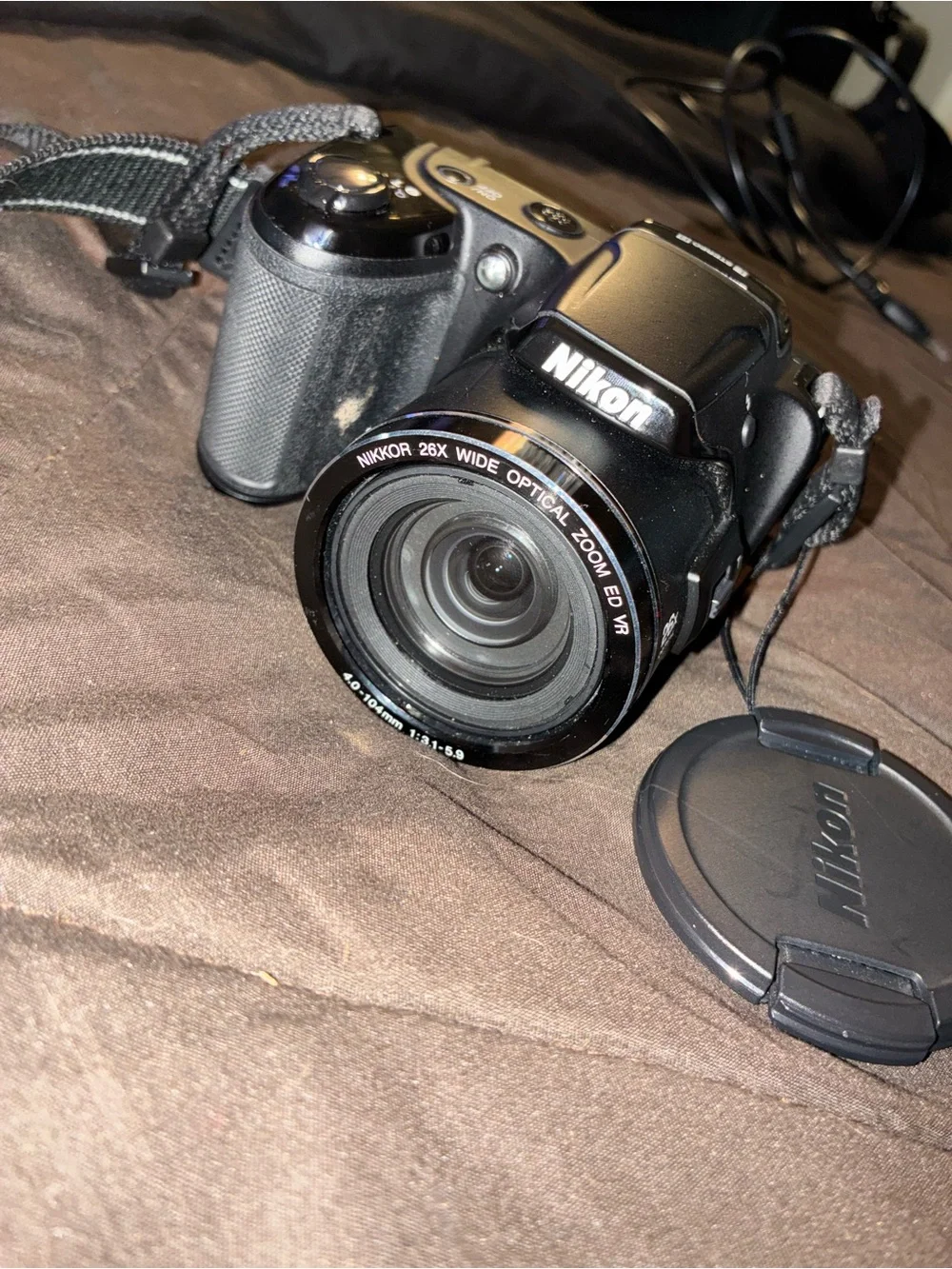 Nikon CoolPix L810 (camera bag & mini USB cord included)
